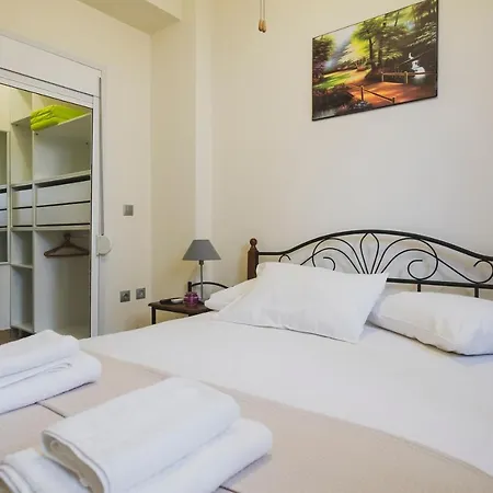 Modern Maisonette Apartment Kato Daratso